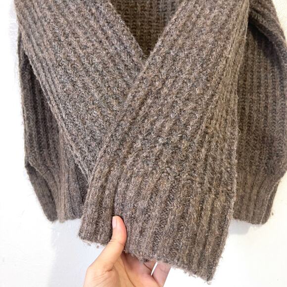 Cozy Brown Knit Sweater - Picture 9 of 12